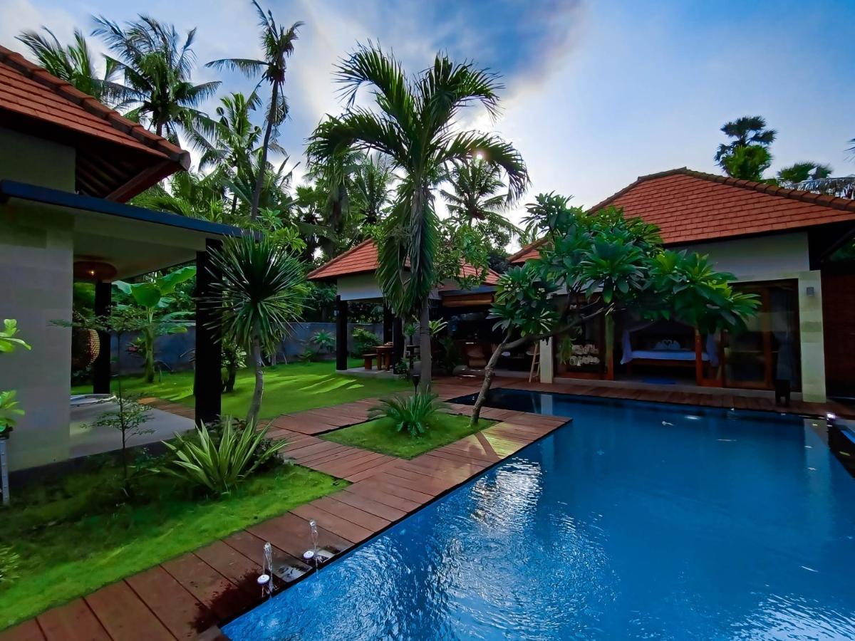 Coco Garden Pool Villas Kubutambahan  ภายนอก รูปภาพ