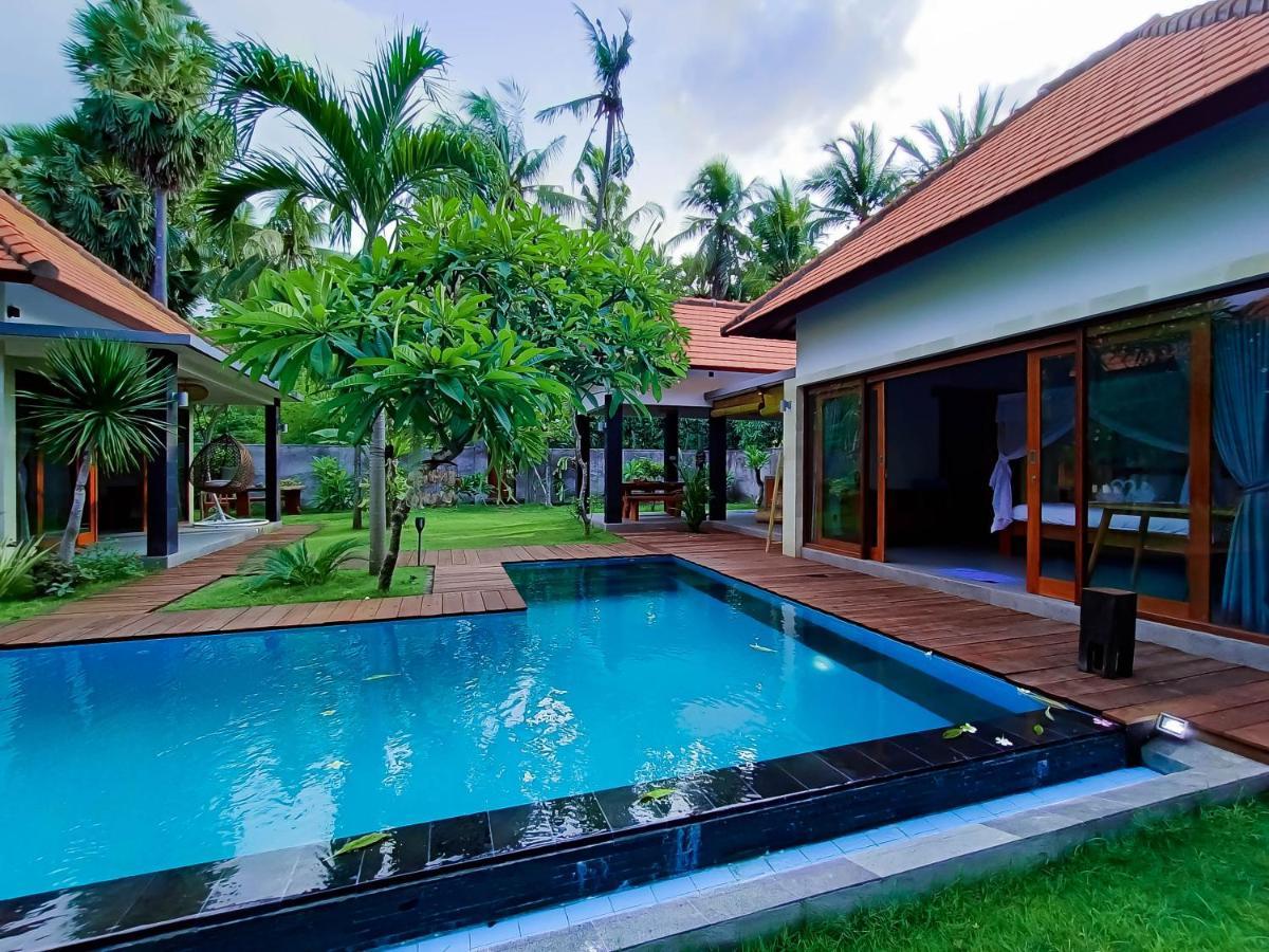 Coco Garden Pool Villas Kubutambahan  ภายนอก รูปภาพ