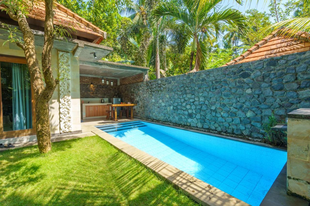 Coco Garden Pool Villas Kubutambahan  ภายนอก รูปภาพ