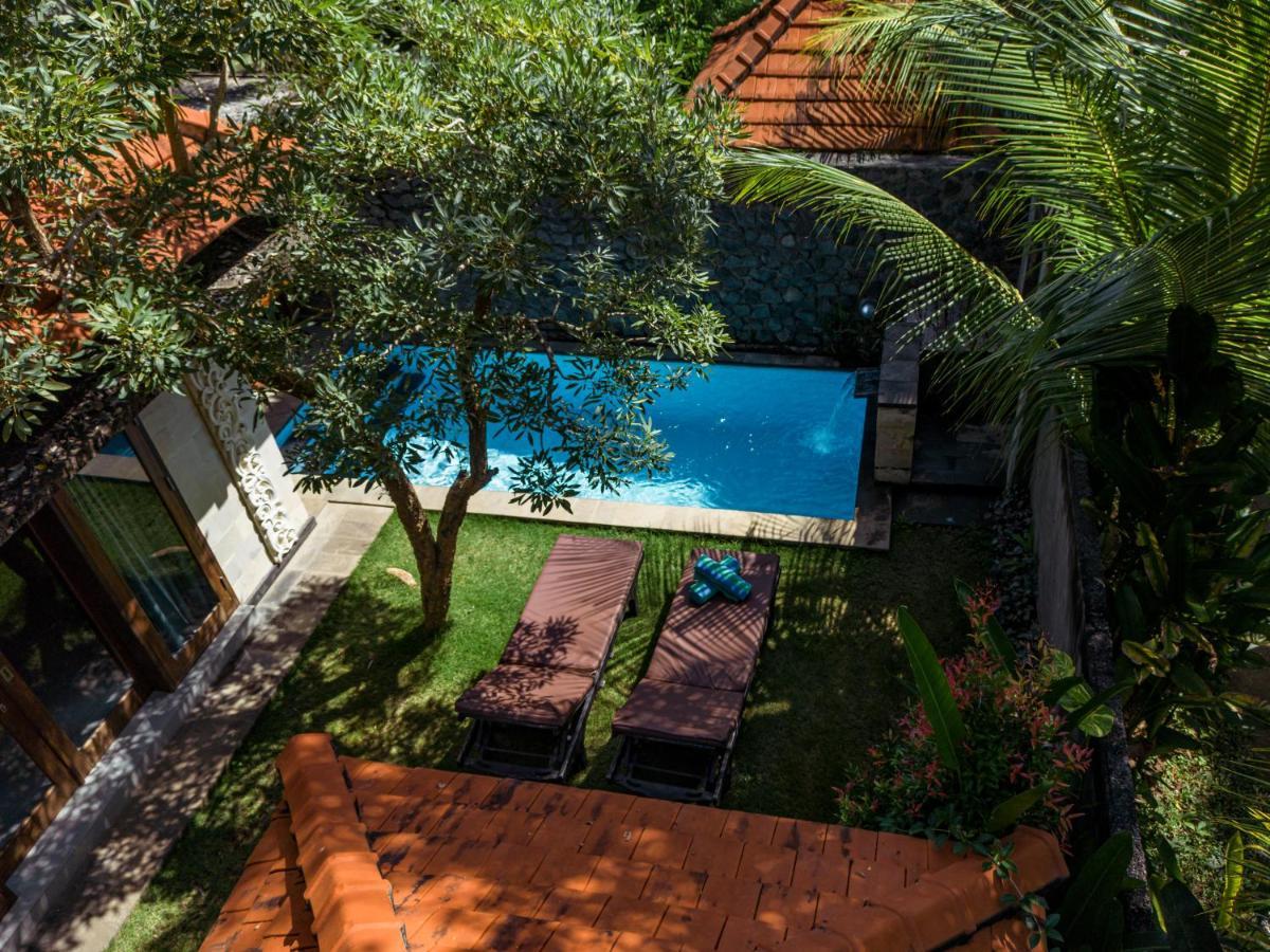 Coco Garden Pool Villas Kubutambahan  ภายนอก รูปภาพ